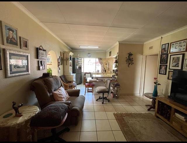 3 BEDROOM HOUSE FOR SALE IN KLIPPOORTJE